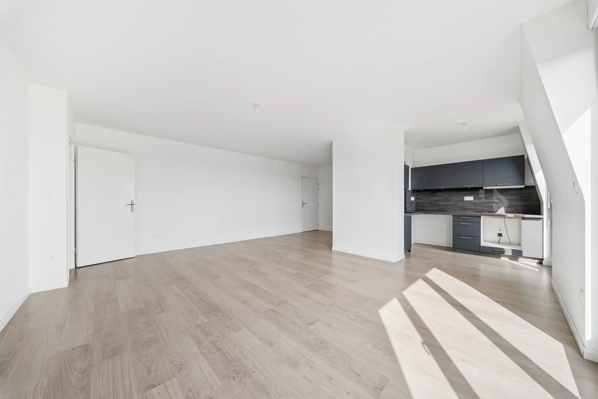 Appartement Clamart 105.52 m² 5 pièces Appartement Clamart 105.52 m² 87015100 5