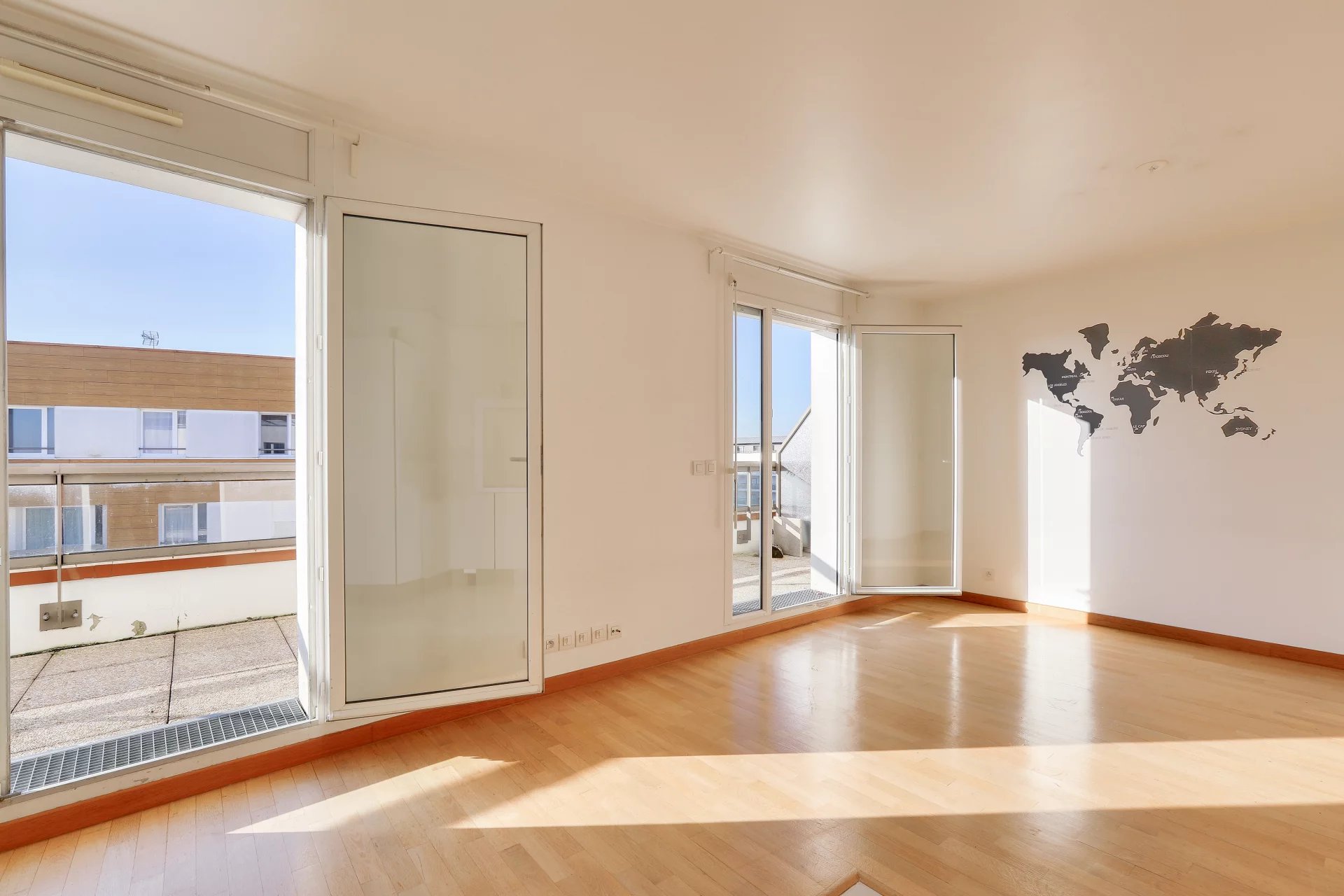 Appartement Issy-les-Moulineaux 47.90 m² 2 pièces Appartement Issy-les-Moulineaux 47.90 m² 86636790 3