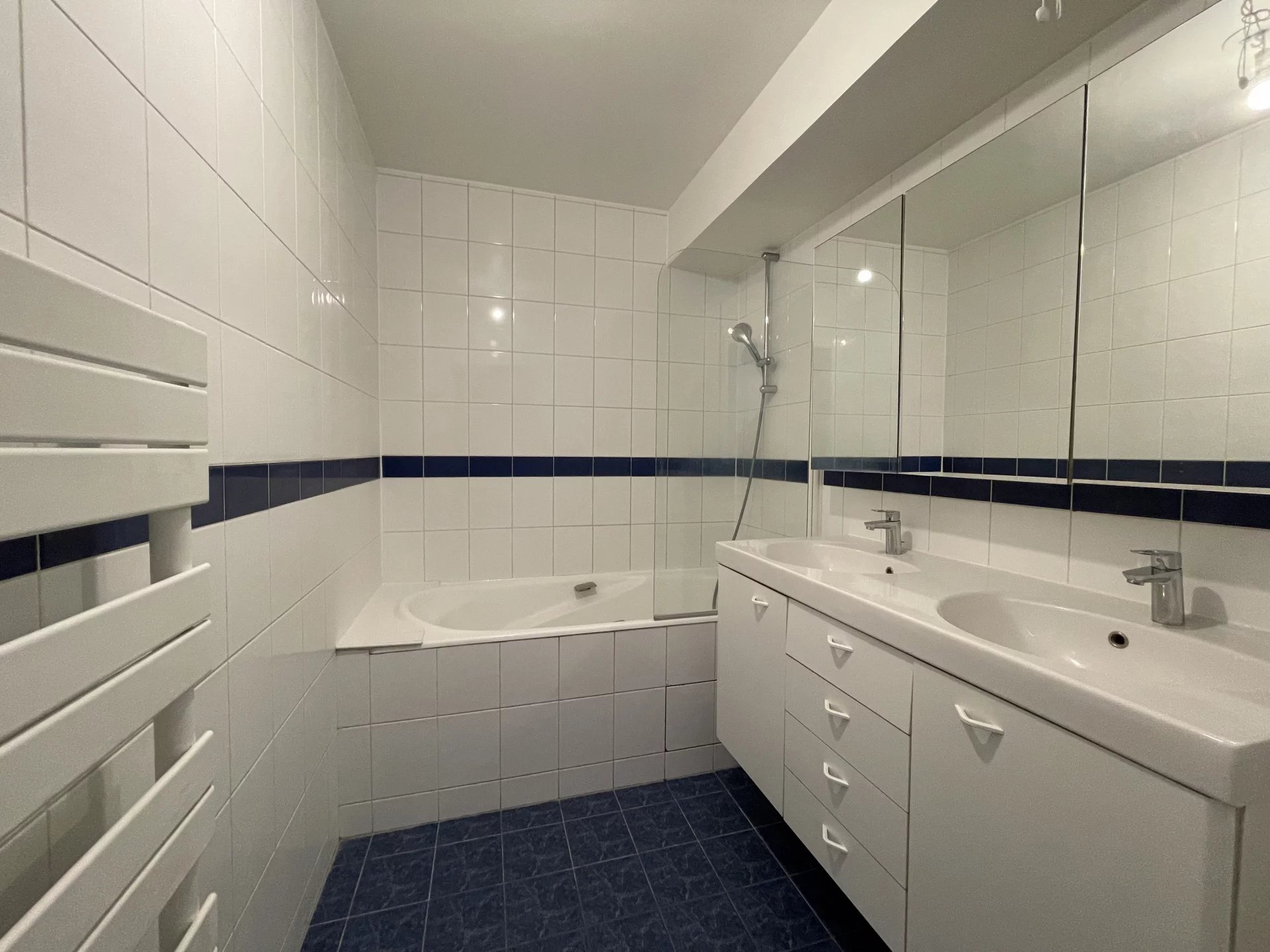 Appartement Courbevoie 75.00 m² 3 pièces Appartement Courbevoie 75.00 m² 87053023 8