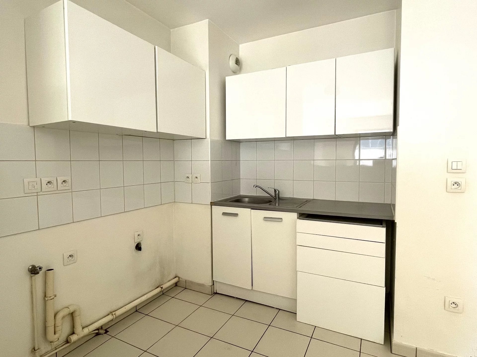 Appartement Villemomble 58.00 m² 3 pièces Appartement Villemomble 58.00 m² 86464354 2
