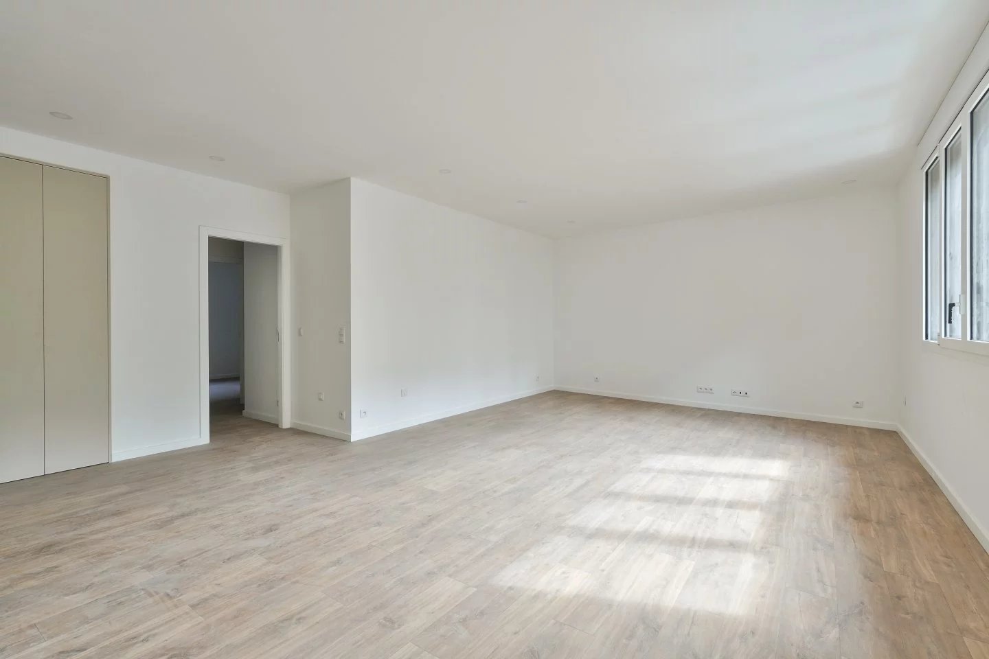 Appartement Chaville 91.02 m² 4 pièces Appartement Chaville 91.02 m² 83389840 4