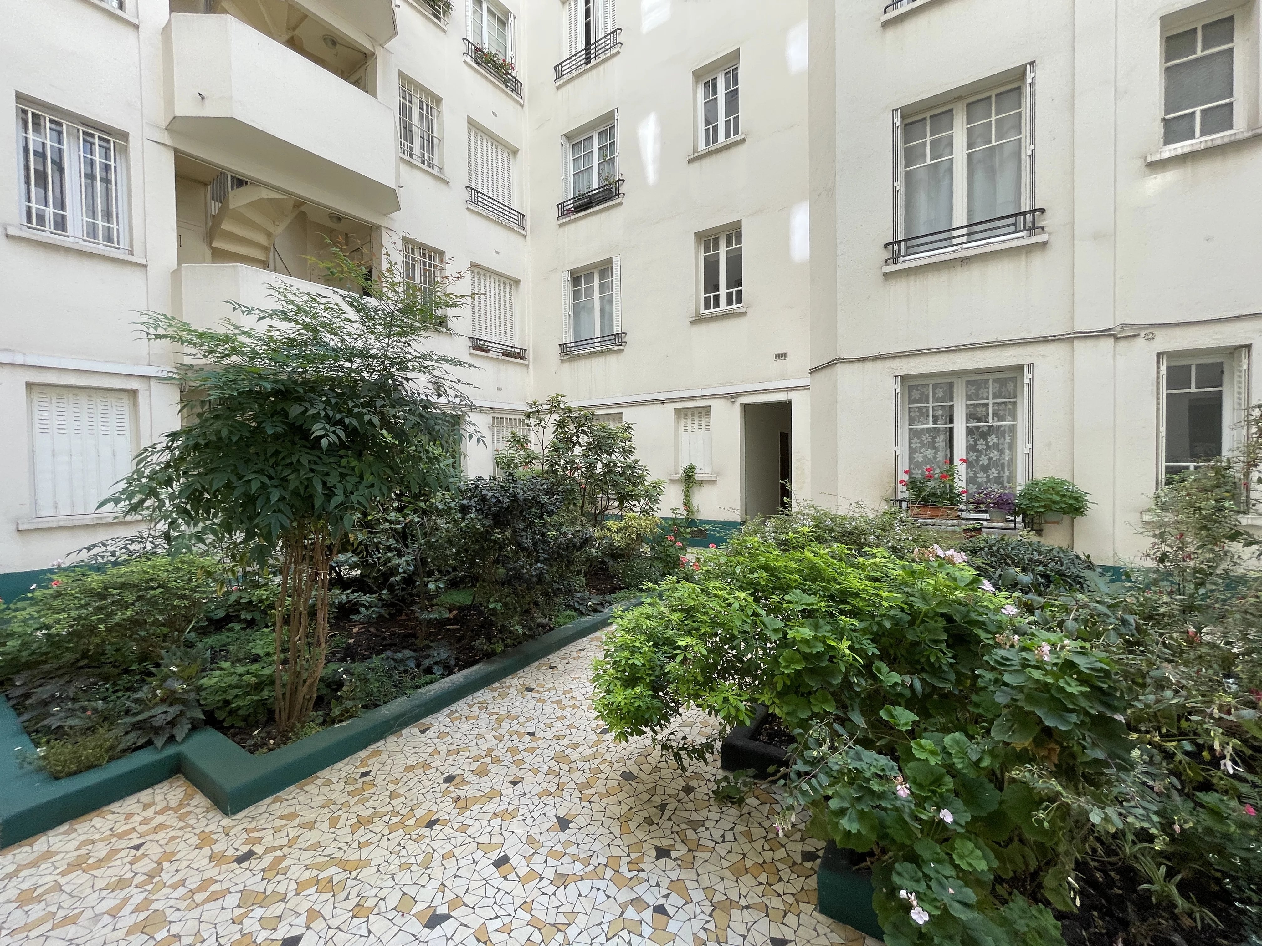 Appartement Paris 15ème 45.92 m² 2 pièces Appartement Paris 15ème 45.92 m² 87427765 4