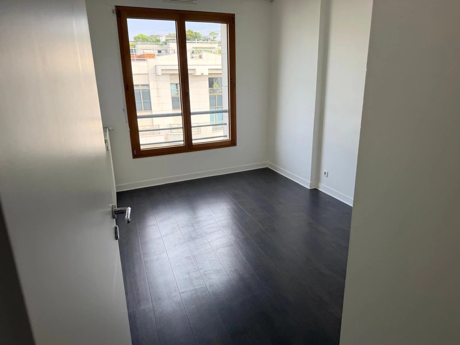 Appartement Levallois-Perret 105.30 m² 5 pièces Appartement Levallois-Perret 105.30 m² 87209372 7
