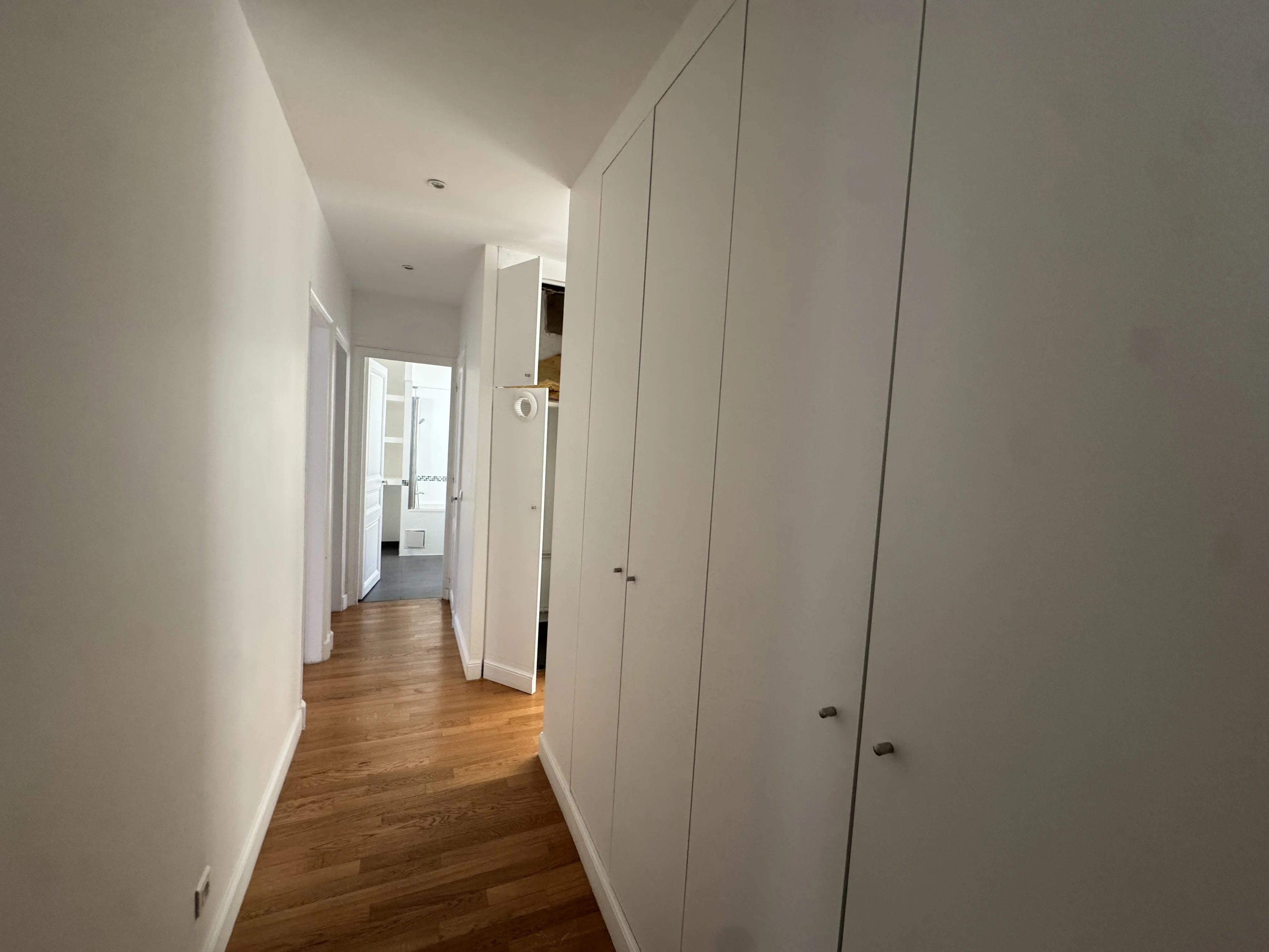 Appartement Paris 16ème 130.80 m² 5 pièces Appartement Paris 16ème 130.80 m² 87491908 9