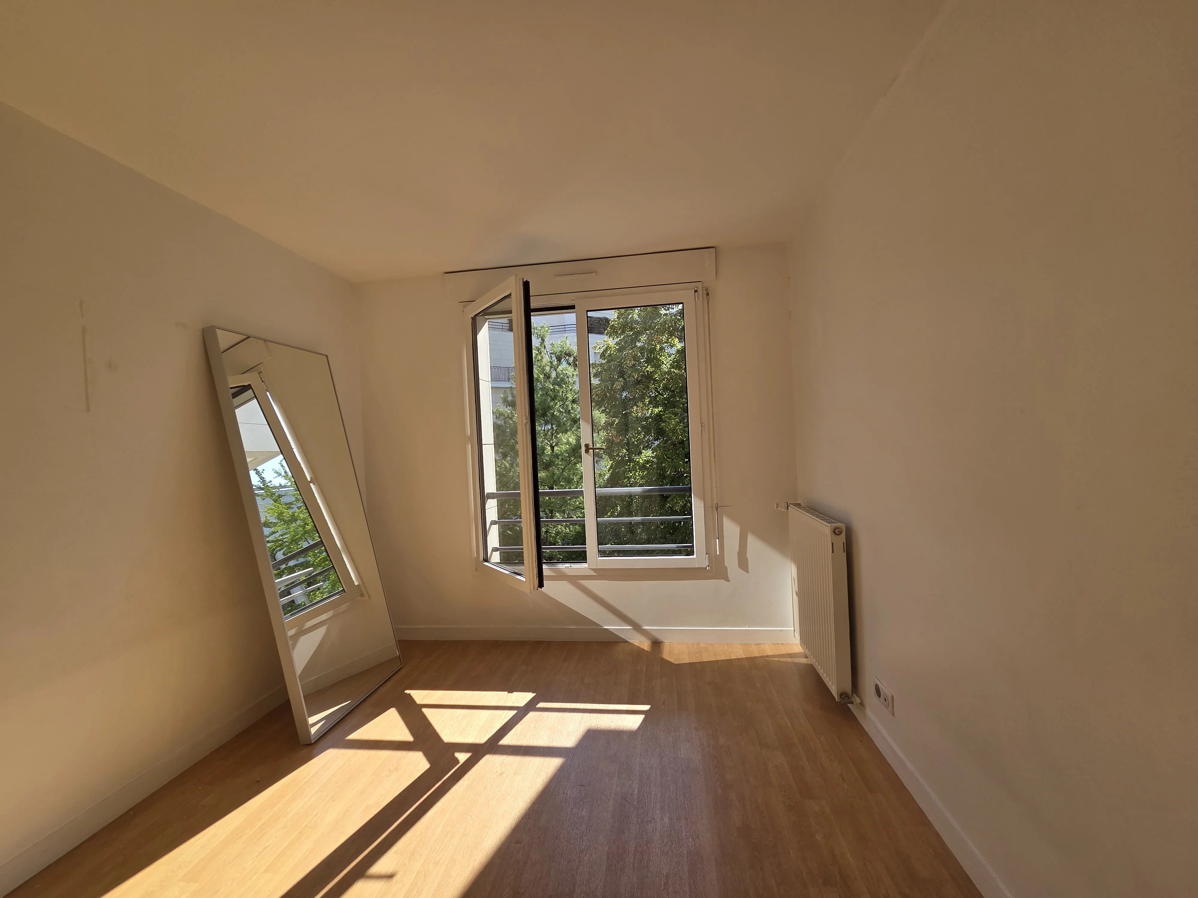 Appartement Levallois-Perret 101.10 m² 5 pièces Appartement Levallois-Perret 101.10 m² 86749236 6