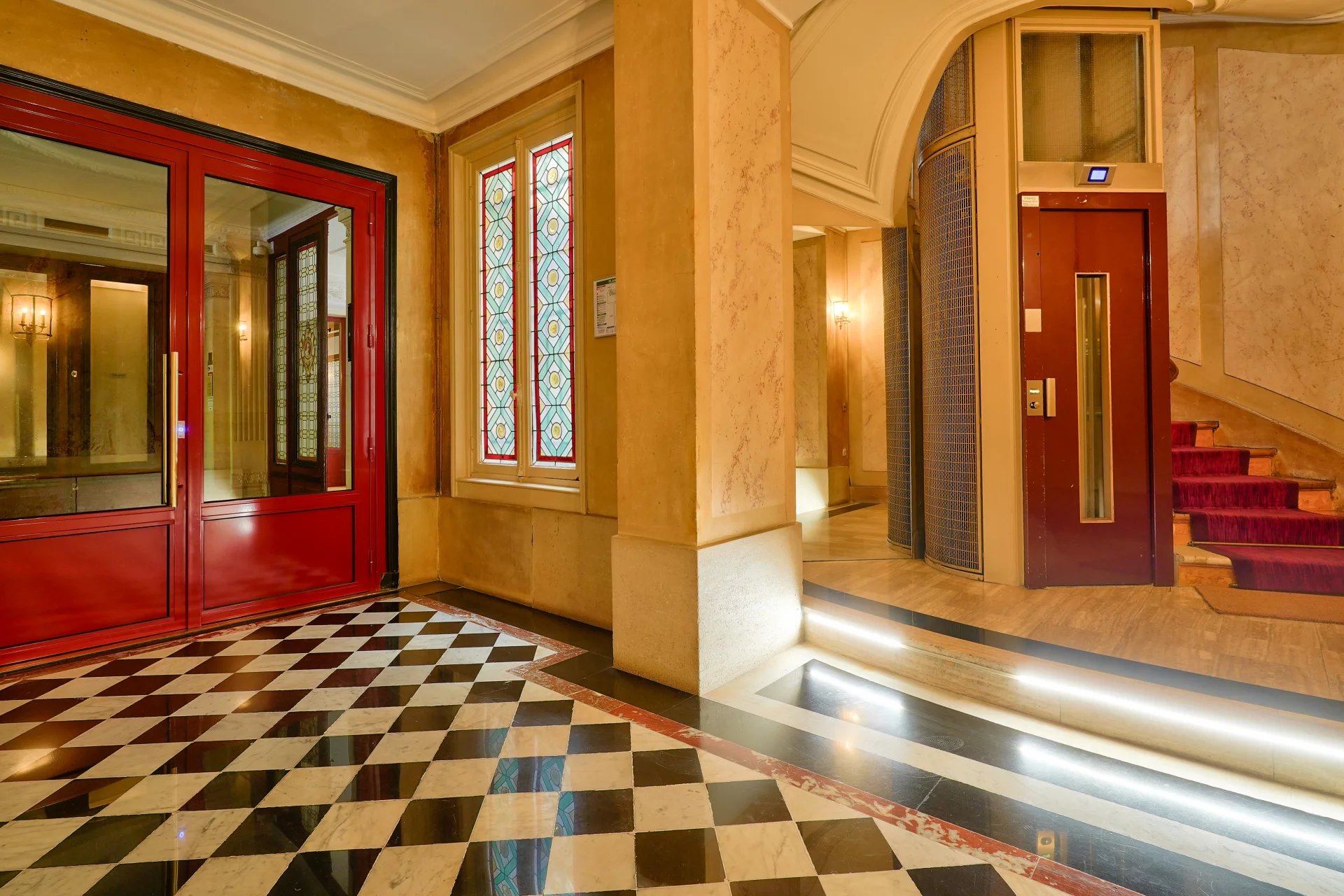 Appartement Paris 17ème 145.00 m² 5 pièces Appartement Paris 17ème 145.00 m² 86209512 2