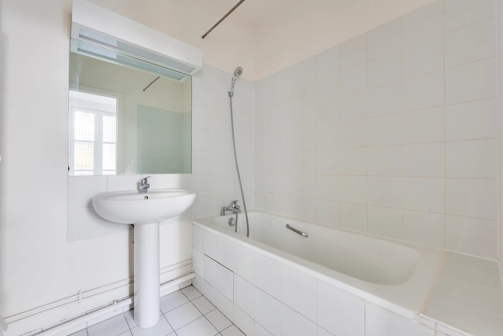 Appartement Paris 8ème 42.00 m² 2 pièces Appartement Paris 8ème 42.00 m² 84943323 6