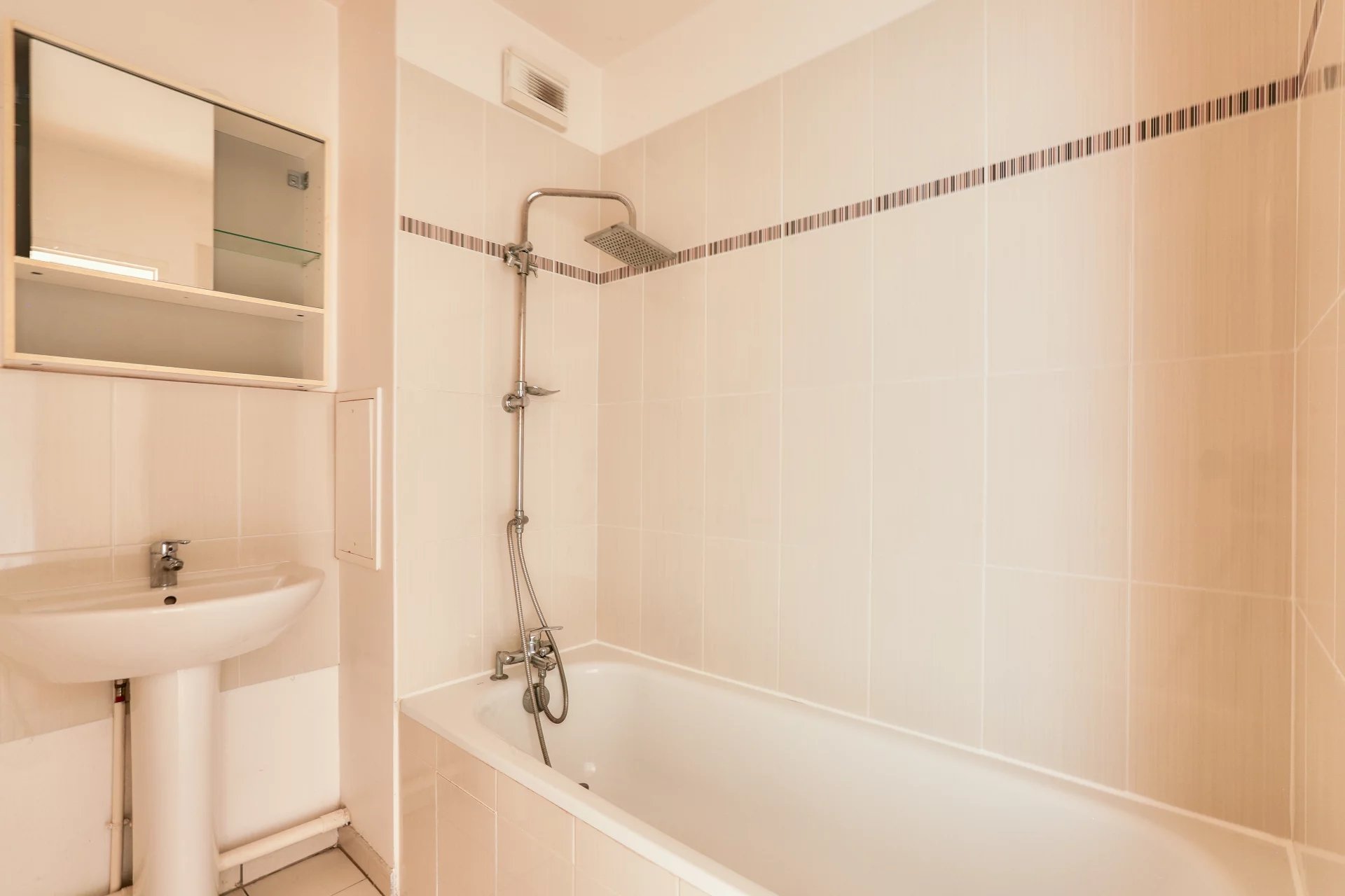 Appartement Herblay-sur-Seine 81.30 m² 4 pièces Appartement Herblay-sur-Seine 81.30 m² 85612594 8