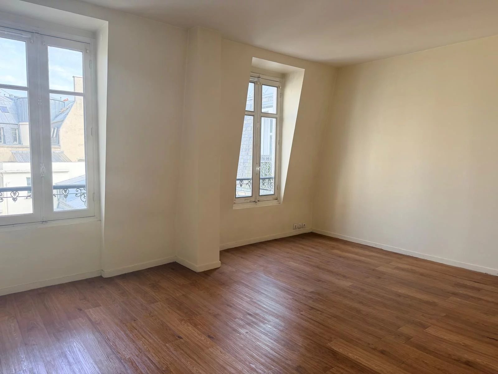Appartement Paris 8ème 40.20 m² 1 pièce Appartement Paris 8ème 40.20 m² 84086463 4