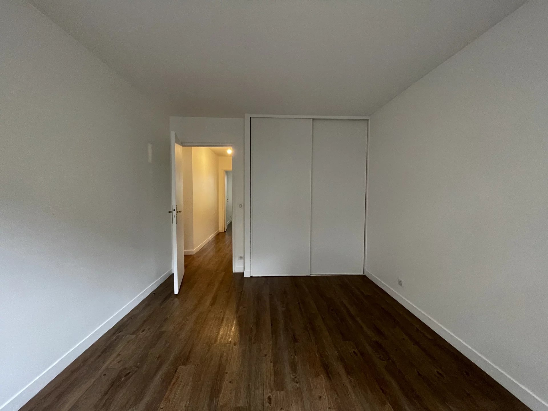 Appartement Courbevoie 102.20 m² 4 pièces Appartement Courbevoie 102.20 m² 86739777 6