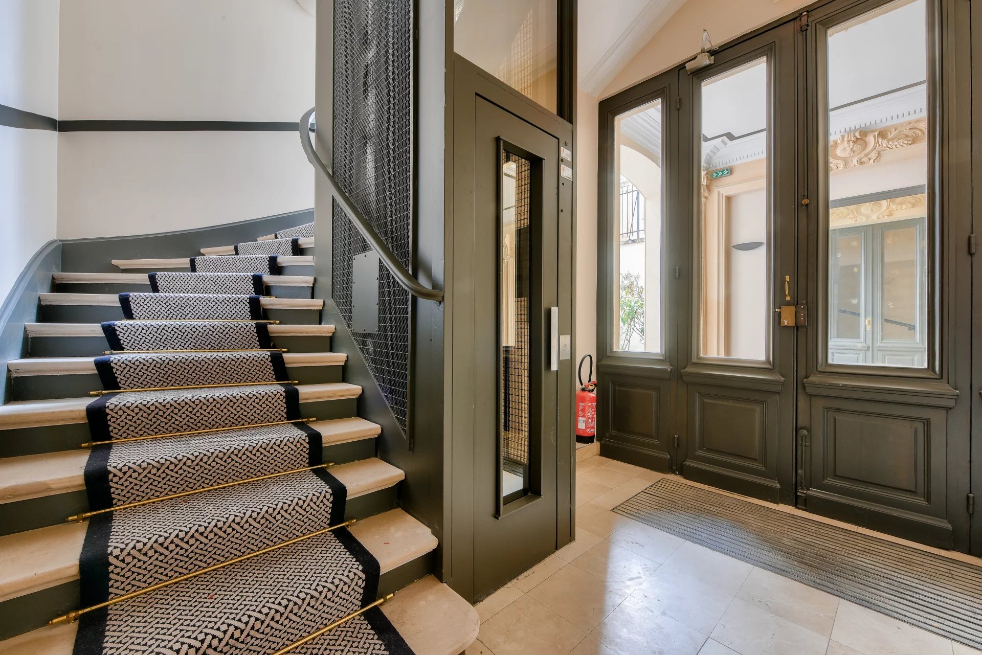 Appartement Paris 8ème 46.20 m² 2 pièces Appartement Paris 8ème 46.20 m² 85262068 9