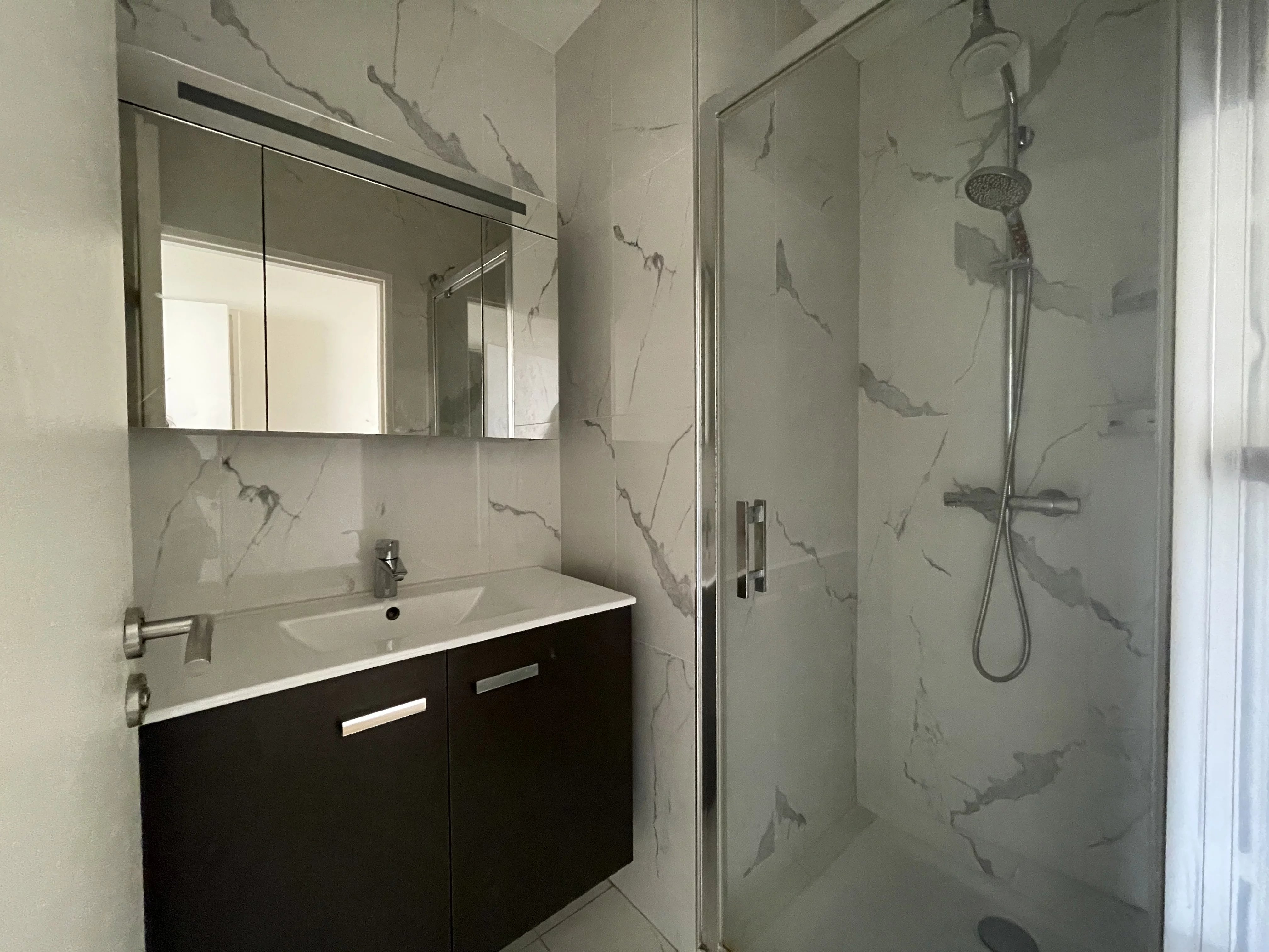 Appartement Levallois-Perret 82.60 m² 4 pièces Appartement Levallois-Perret 82.60 m² 87257321 6