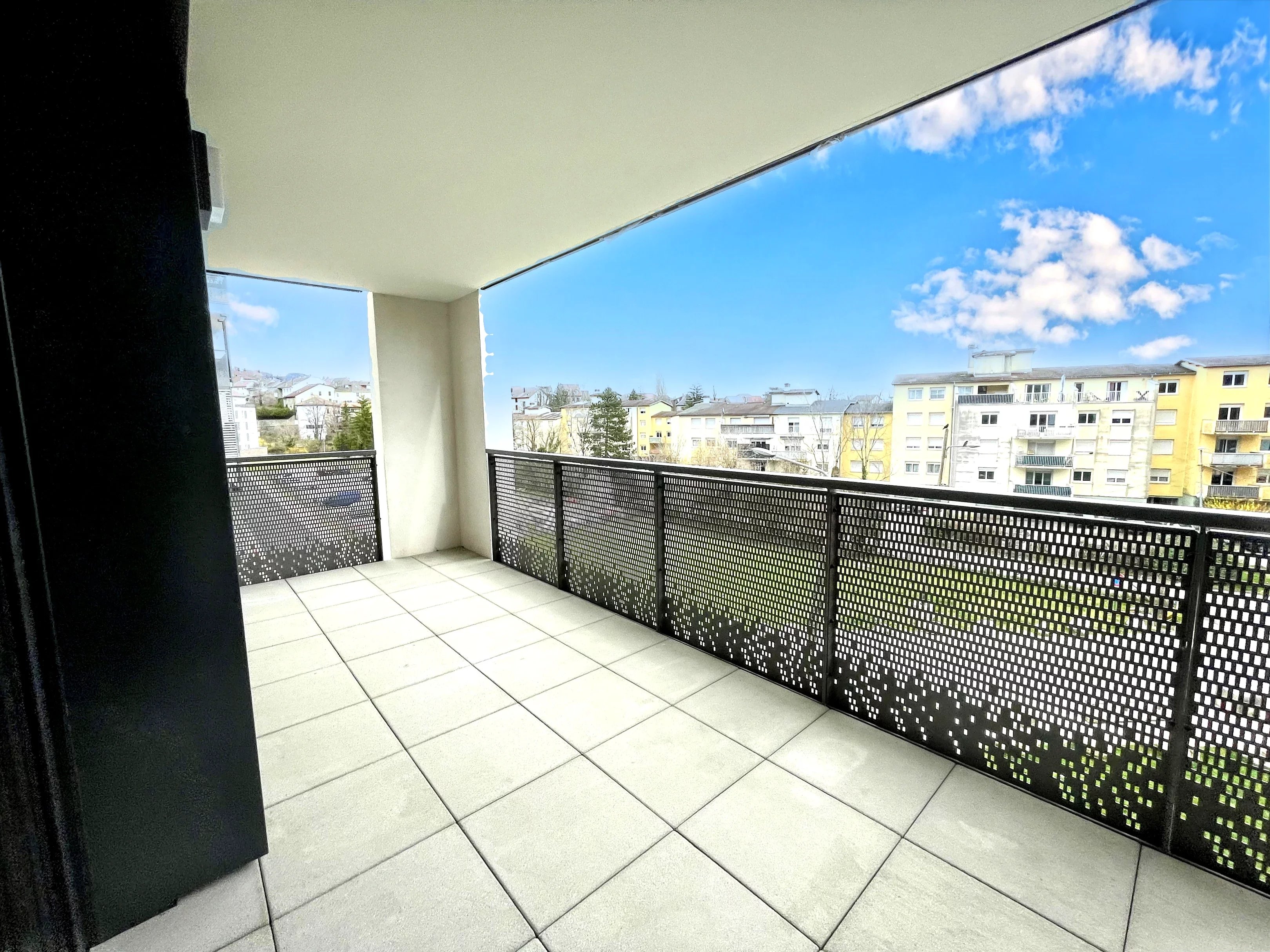 Appartement Gex 85.10 m² 4 pièces Appartement Gex 85.10 m² 87252361 2