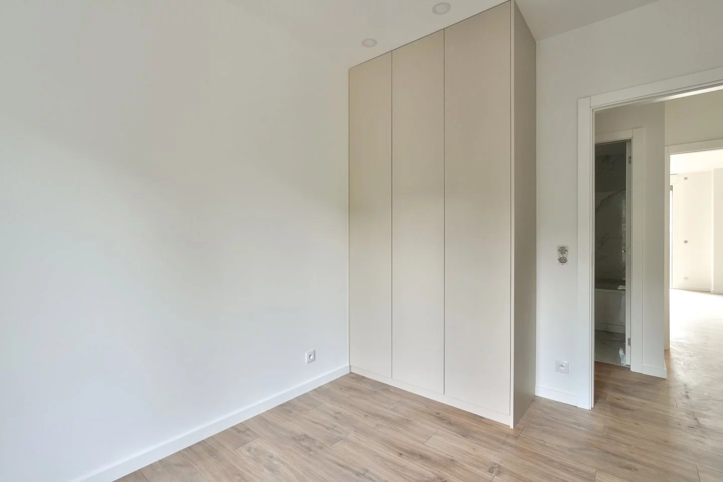 Appartement Chaville 91.02 m² 4 pièces Appartement Chaville 91.02 m² 84887099 8