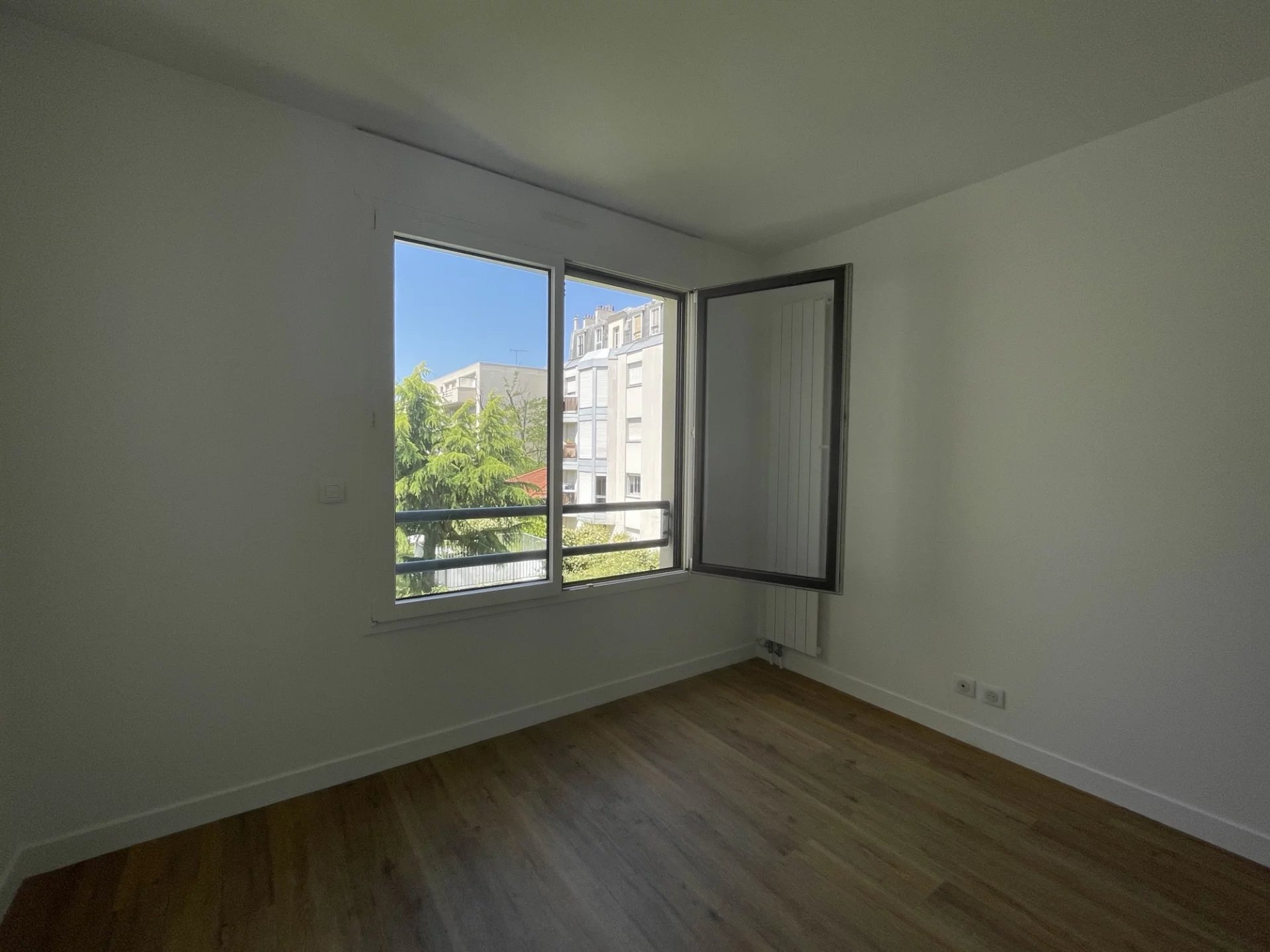 Appartement Courbevoie 93.85 m² 4 pièces Appartement Courbevoie 93.85 m² 86816267 8