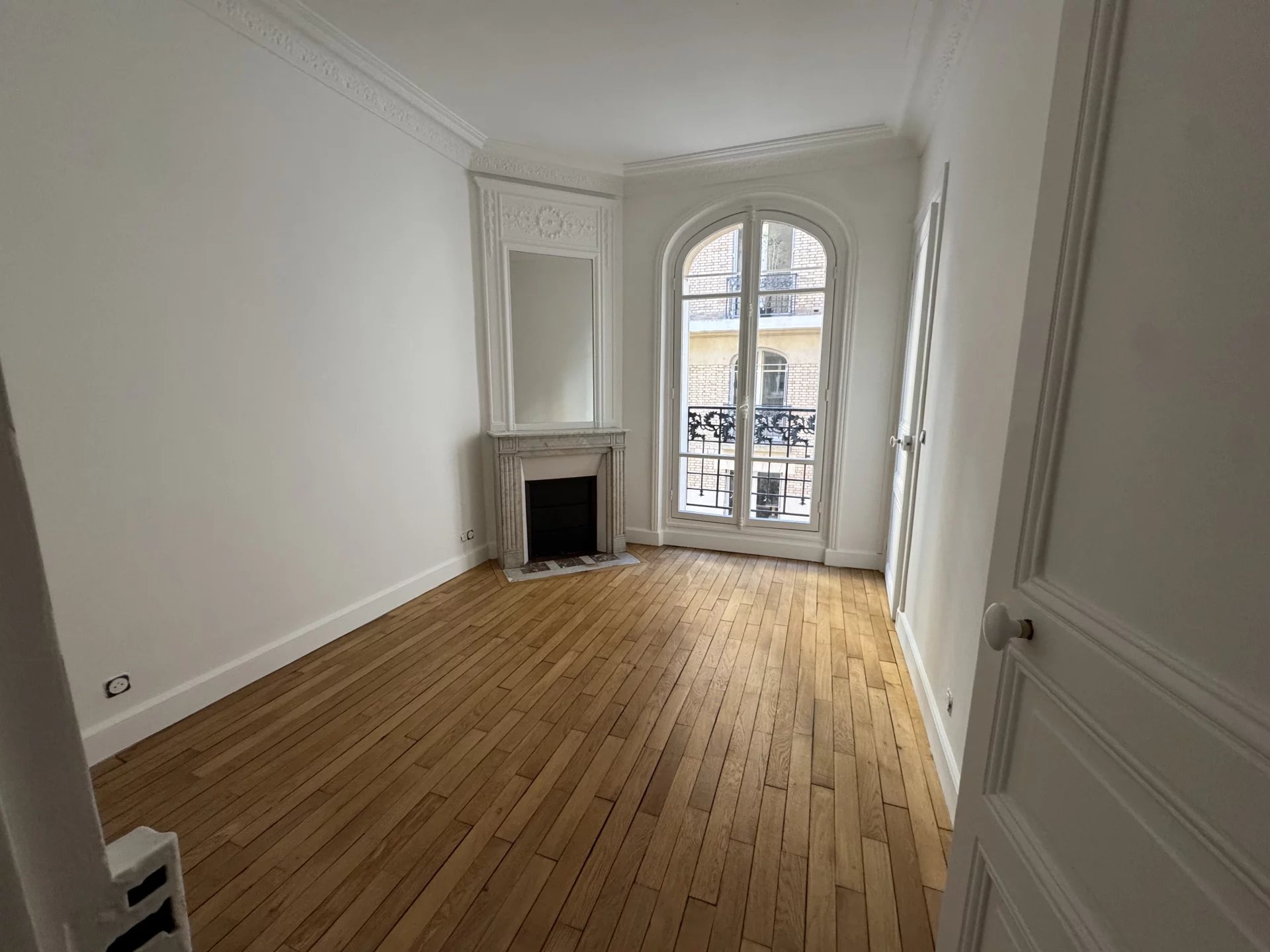 Appartement Paris 17ème 84.26 m² 4 pièces Appartement Paris 17ème 84.26 m² 86778502 3