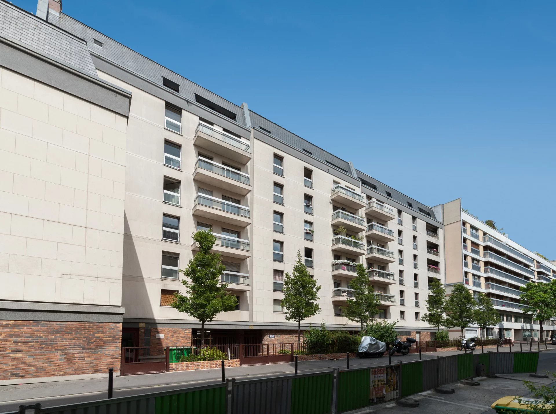 Appartement Paris 15ème 75.47 m² 4 pièces Appartement Paris 15ème 75.47 m² 7545793 9