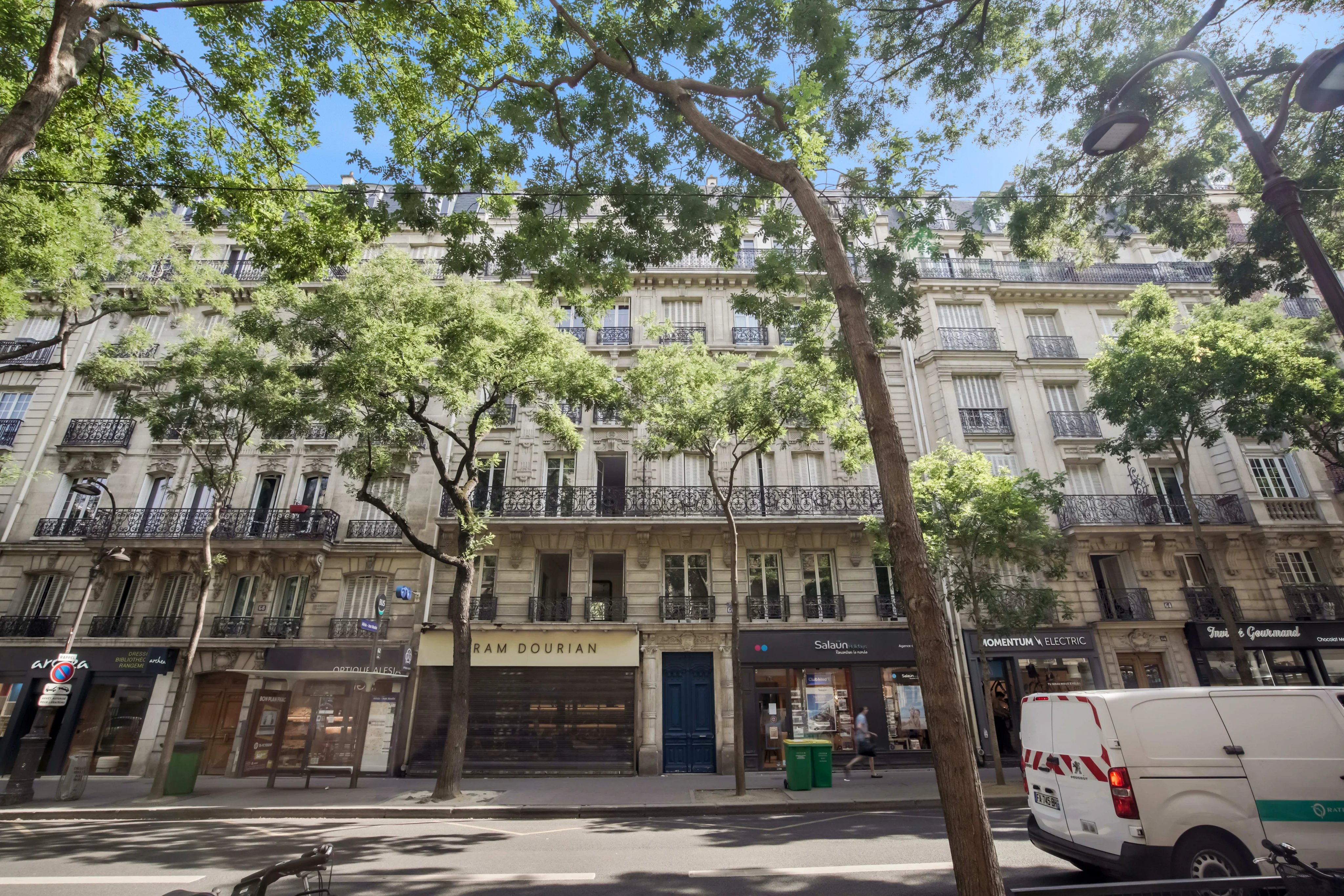 Appartement Paris 14ème 70.60 m² 3 pièces Appartement Paris 14ème 70.60 m² 87509280 11