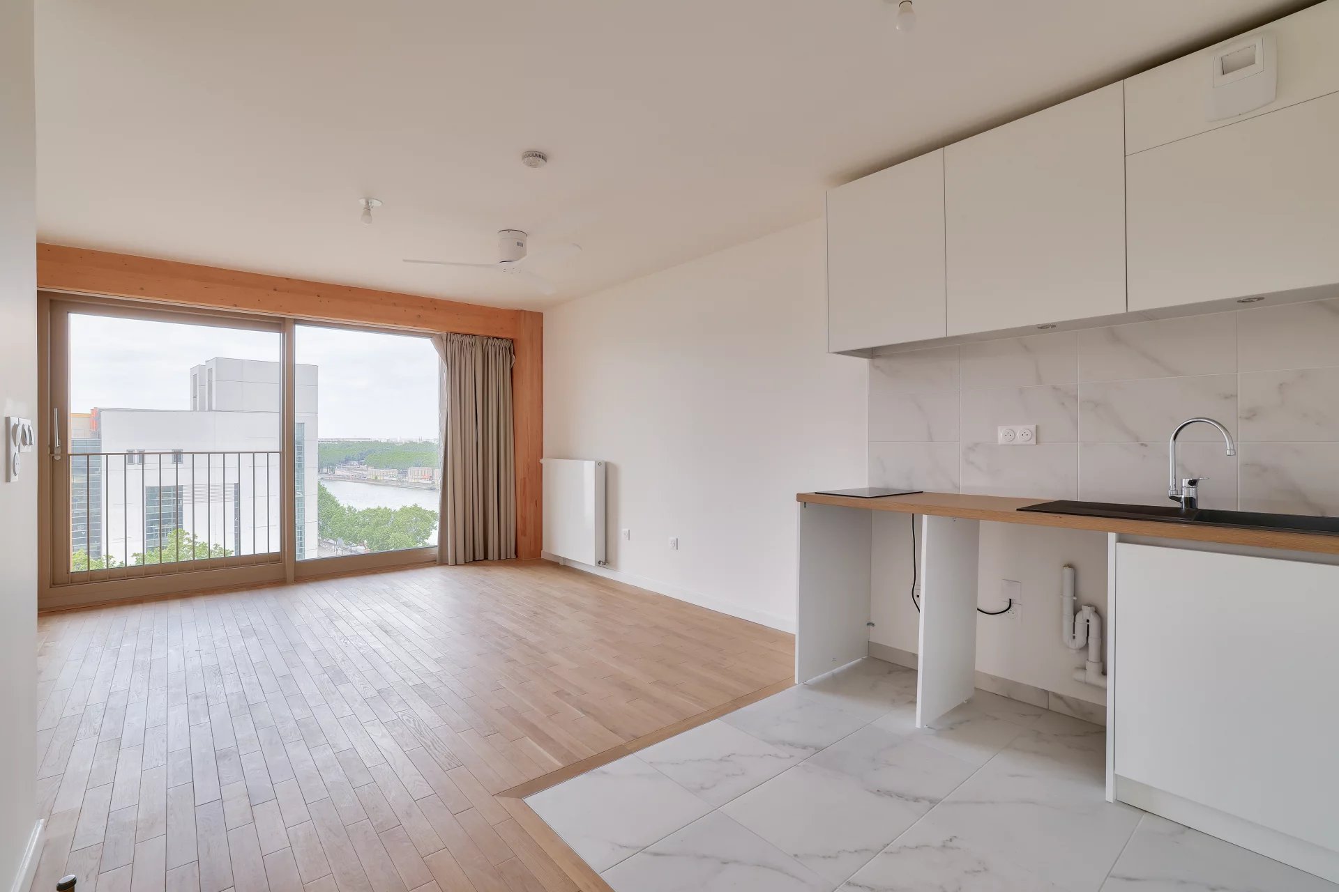 Appartement Paris 13ème 29.40 m² 1 pièce Appartement Paris 13ème 29.40 m² 85941983 2