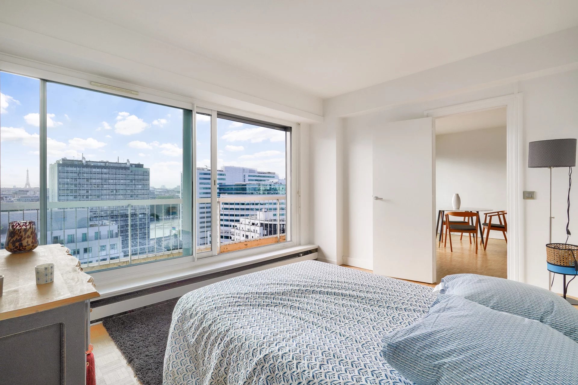 Appartement Courbevoie 69.90 m² 3 pièces Appartement Courbevoie 69.90 m² 86219682 2