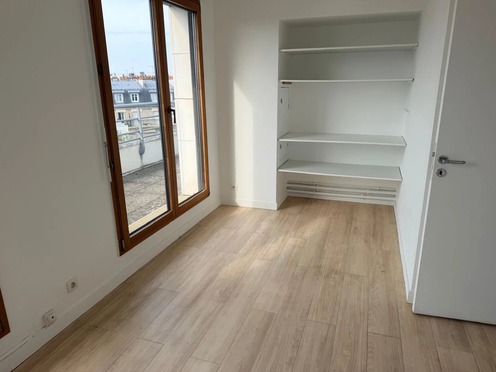 Appartement Levallois-Perret 105.30 m² 5 pièces Appartement Levallois-Perret 105.30 m² 87209372 9