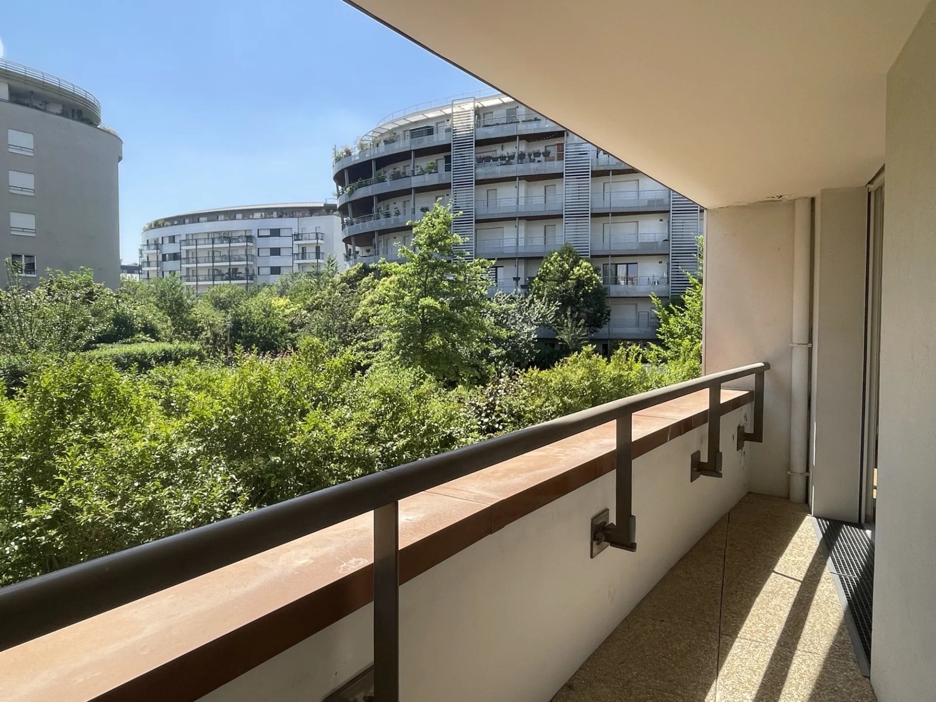 Appartement Issy-les-Moulineaux 67.60 m² 3 pièces Appartement Issy-les-Moulineaux 67.60 m² 87123268 4