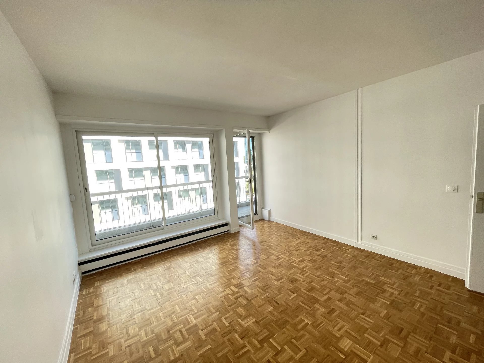 Appartement Courbevoie 62.20 m² 3 pièces Appartement Courbevoie 62.20 m² 86899834 2
